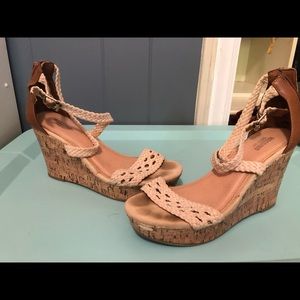 Tan wedges